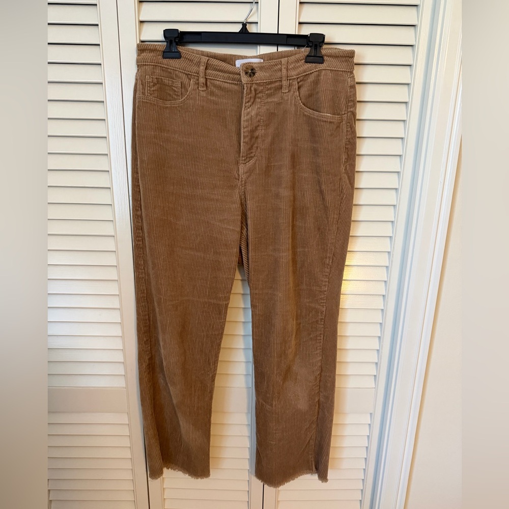 Ann Taylor Loft wide corduroy ankle jeans in size 30